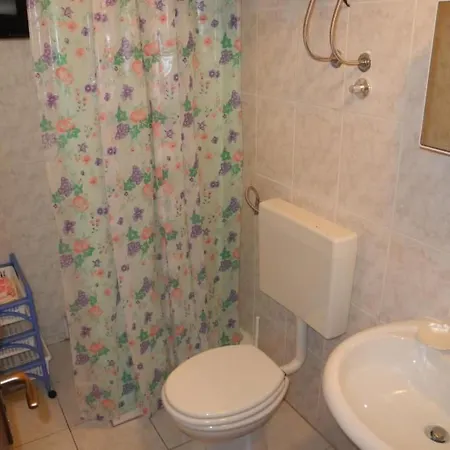 Mit Eigener Terrasse By Interhome * Crikvenica