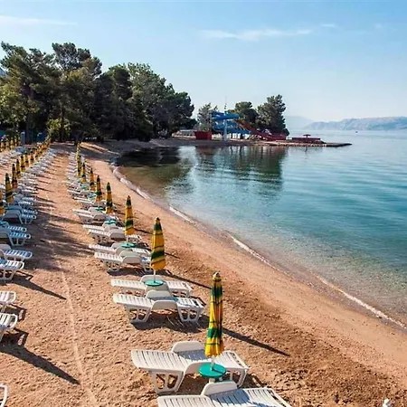 Mit Eigener Terrasse By Interhome Apartamento Crikvenica